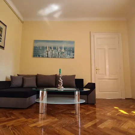 Lägenhet Bamboo 5 *